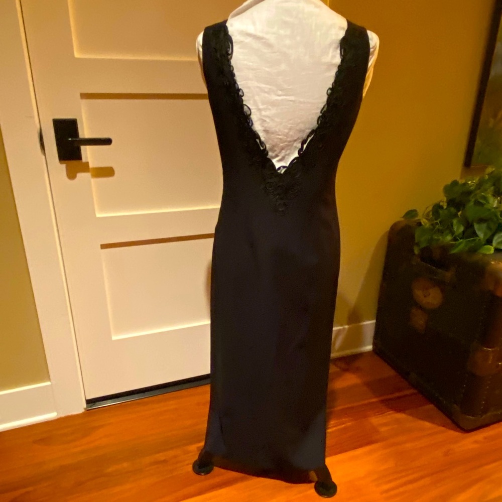 V-Back Black Dress Sz 6 Excellent Condition Vintage/1993 Laundry by Shelli Segal